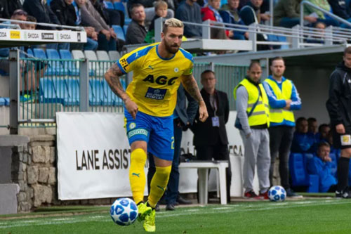 CLB TP Hồ Chí Minh sắp đón tân binh người CH Czech cao 1m93