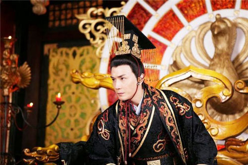 Các hoàng đế nhà Minh luôn bị ám ảnh bởi một lời nguyền vô sinh, đoản mệnh bí ẩn