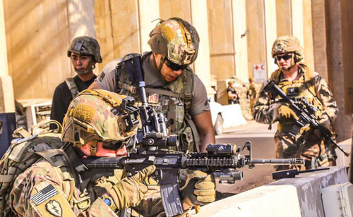 Mỹ dọa "phủ đầu" Iran sau vụ đại sứ quán bị tấn công