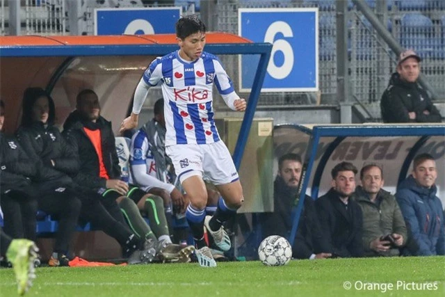 HLV Heerenveen: “Văn Hậu đã cải thiện vấn đề ngôn ngữ ở Hà Lan” - 1