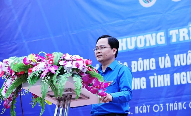 Anh Nguyễn Anh Tuấn, Bí thư Thường trực Trung ương Đoàn, Chủ tịch Trung ương Hội LHTN Việt Nam phát biểu khai mạc chương trình