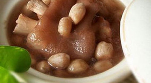 Clip: Bí quyết chế biến móng giò hầm lạc đã ngon lại còn bổ dưỡng