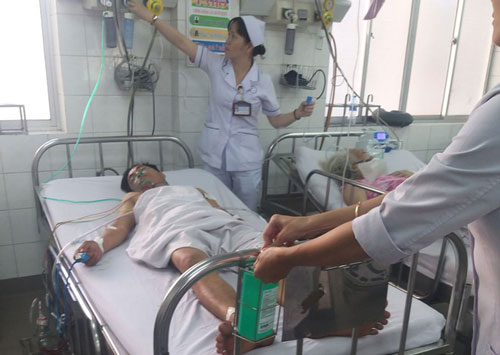 Long An: Nghi án con đâm cha nguy kịch sau chầu nhậu