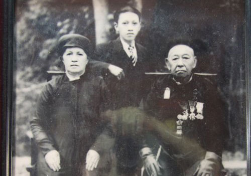 Dinh thự trên mu rùa và thủ lĩnh siêu giàu ở ‘vương quốc thuốc phiện’ Đồng Văn