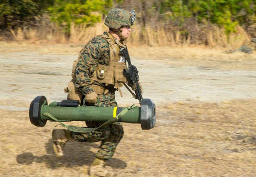 Ukraine mua thêm lô tên lửa chống tăng Javelin mới từ Mỹ... Nga toát mồ hôi hột