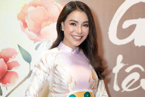 Trà Ngọc Hằng phản ứng khi bất ngờ bị nhắc chuyện phẫu thuật thẩm mỹ