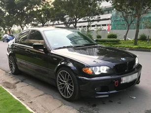 BMW 3 Series cũ rao bán chỉ hơn 300 triệu đồng