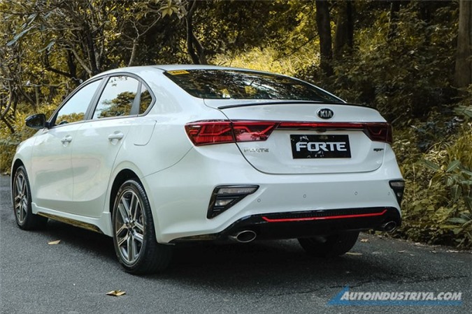 Chi tiet Kia Cerato GT 2019 tu 486 trieu dong tai Philippines-Hinh-9