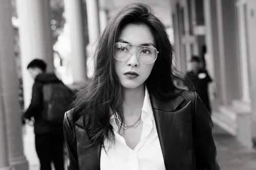 Tăng Thanh Hà lại gây mê với nhan sắc thách thức thời gian, thần thái chất lừ đúng chuẩn "soái tỷ" Vbiz