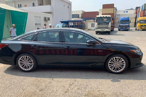 Toyota Avalon Hybrid Limited 2020 gần 4 tỷ về Việt Nam