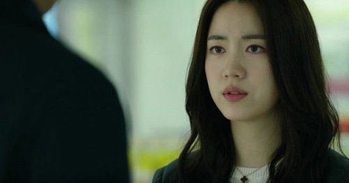 Con dâu chết lặng phát hiện mẹ chồng ngoại tình, càng run rẩy hơn khi biết danh tính