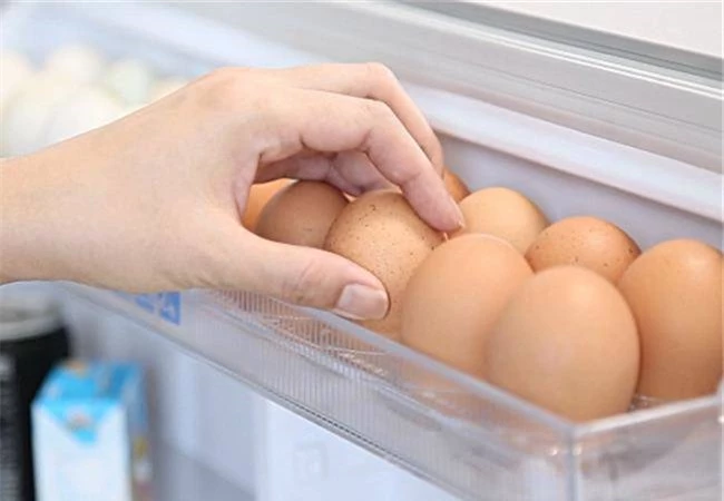 Bảo quản trứng trong tủ lạnh, nên để đầu to hay nhỏ lên trên? - 2