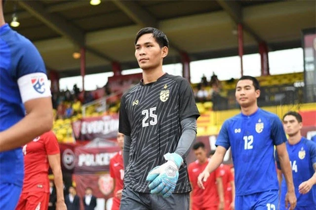 Ngôi sao U23 Thái Lan thừa nhận đội nhà yếu nhất bảng - 1