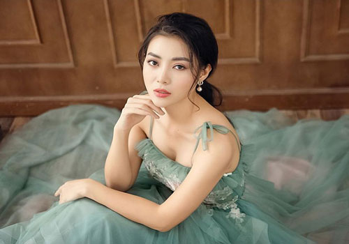 MC Thùy Linh - Thanh Hương đóng hài Tết 2020: Ai gợi cảm hơn?