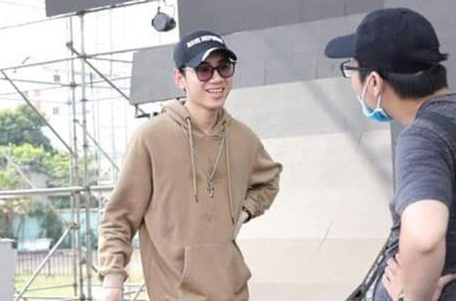 K-ICM lộ diện đầy rạng rỡ tại buổi tập duyệt chương trình giữa lúc rộ tin trầm cảm vì scandal