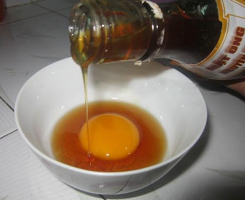 8 mẹo phân biệt mật ong thật - mật ong giả đơn giản chị em nhất định phải biết