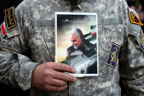 Qassem Soleimani, Tư lệnh Lực lượng Quds tinh nhuệ thuộc Vệ binh Cách mạng Iran, thiệt mạng trong vụ không kích của Mỹ. (Ảnh: Reuters)