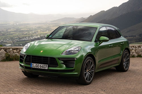 Top 10 xe hơi lý tưởng dành cho gia đình mê tốc độ: Porsche Macan Turbo dẫn đầu