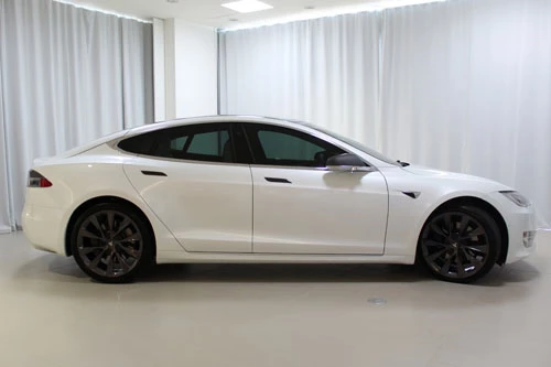 10. Tesla Model S.