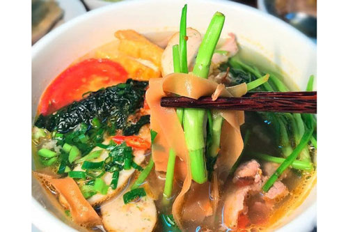 8X nấu ăn sáng món nào đắt hàng món đó, ăn xong chồng con còn chê "ít quá"