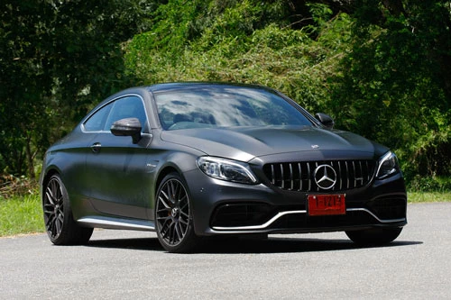 4. Mercedes-AMG C63.