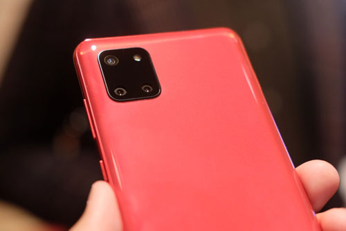 Ảnh chi tiết Samsung Galaxy Note 10 Lite, giá từ 15,5 triệu đồng