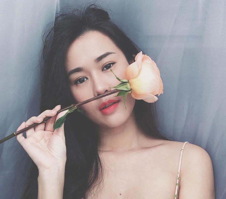 Dàn hot girl đầu 9 tình duyên lận đận: Người ly dị chồng, kẻ làm single mom