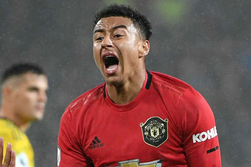Lingard bắt tay với 'siêu cò' Raiola, làm dấy lên nghi ngại về tương lai ở MU