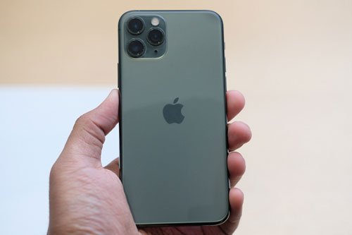 iPhone giúp Apple thắng ngoạn mục trong lễ Giáng sinh và năm mới