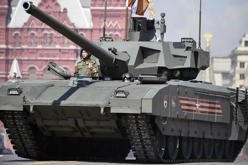 Ngay từ khi ra mắt, Nga đã hứa hẹn sẽ lắp nhà vệ sinh trên xe tăng chủ lực thế hệ mới T-14 Armata để phục vụ kíp chiến đấu. Tuy nhiên mới đây, vấn đề giải quyết 