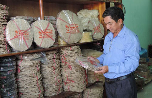 Th&#x1A1;m ngon b&#xE1;nh tr&#xE1;ng n&#x1B0;&#x1EDB;c d&#x1EEB;a Tam Quan