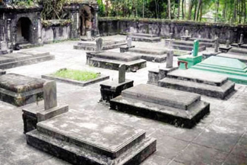 Hoang lạnh khu mộ địa thái giám với cái chết khác người