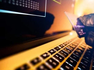 Đề phòng bị mất tiền trong tài khoản dịp Tết