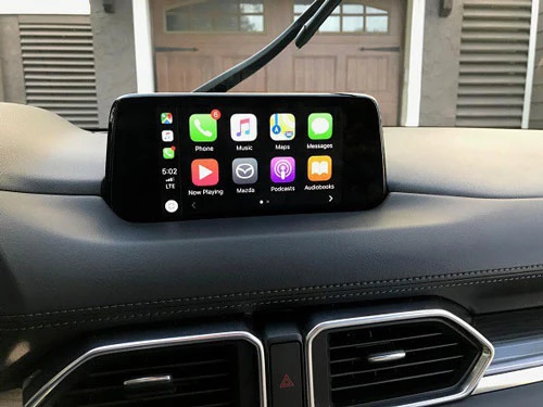 Hệ thống điều khiển Mazda Connect, hỗ trợ kết nối Bluetooth, Apple Carplay, Android Auto, DVD