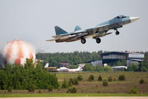 Báo Anh tố Nga gây hấn khi thử vũ khí cho Su-57