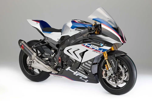 4. BMW HP4 (vận tốc tối đa: 349 km/h).