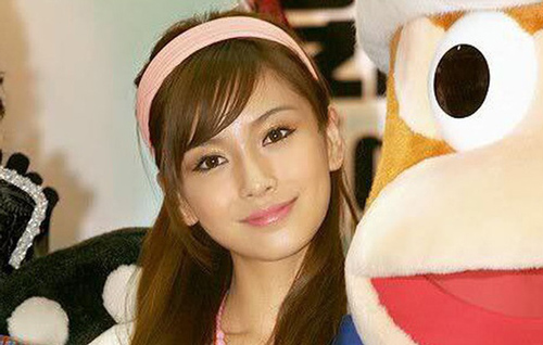 Tiết lộ số tiền năm 14 tuổi Angela Baby kiếm được từ nghề người mẫu, đến Ngô Diệc Phàm cũng phải tròn mắt ngạc nhiên