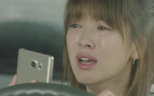 Cả đêm đứng ngoài nhà nghỉ rình chồng ngoại tình, ai ngờ lúc anh bước ra còn khiến tôi sốc hơn