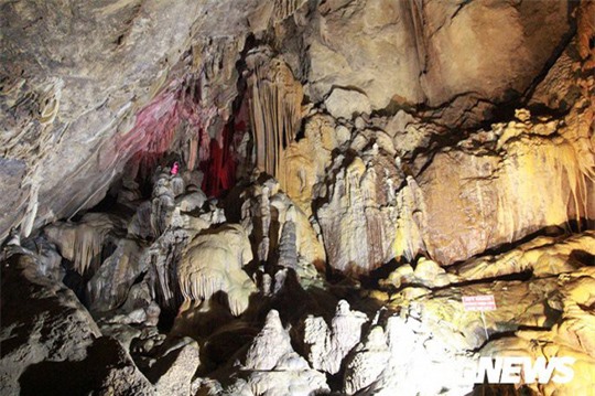 Bí ẩn vẻ đẹp kỳ ảo của hang động đẹp số 1 miền Bắc - Ảnh 21.