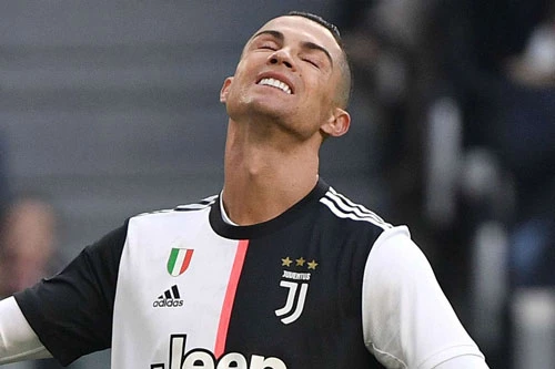 Ronaldo không thể lọt vào Đội hình tiêu biểu năm của FIFA 20