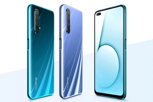 Realme X50 5G có 2 màu Polar White và Glacier Blue, lên kệ ở Trung Quốc từ ngày 14/1. Giá của phiên bản RAM 8 GB/ROM 128 GB là 2.499 Nhân dân tệ (tương đương 8,27 triệu đồng). Phiên bản RAM 6 GB/256 GB có giá 2.699 Nhân dân tệ (8,93 triệu đồng). Nếu muốn tậu phiên bản RAM 12 GB/256 GB, khách hàng phải chi 2.999 Nhân dân tệ (9,92 triệu đồng). Riêng phiên bản Master Edition (RAM 12 GB/ROM 256 GB) có giá 3.099 Nhân dân tệ (10,25 triệu đồng). Phiên bản đặc biệt này được thiết kế bởi nghệ nhân người Nhật Bản - Naoto Fukasawa. Mặt lưng được chia thành hai màu và các hoa văn chạm khắc rất đặc biệt.