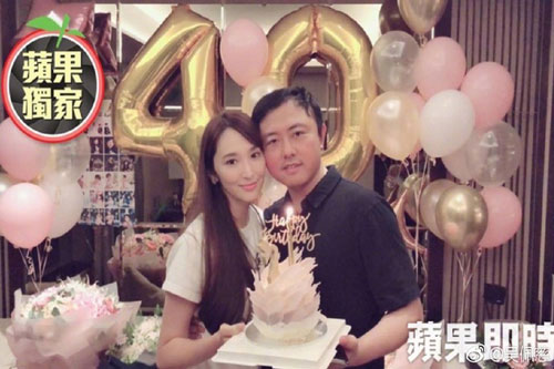 Ngô Bội Từ bị mỉa mai là 'máy đẻ' vì 4 lần mang bầu với tỷ phú