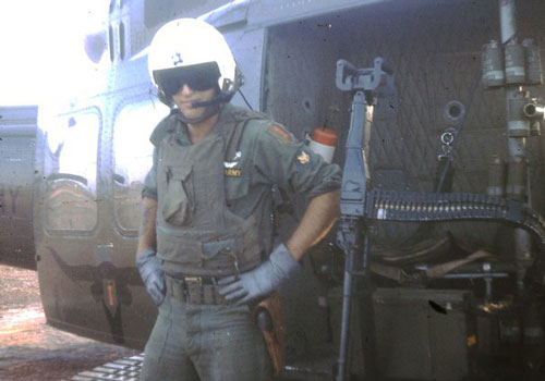 Điểm "cận kề cái chết" trên trực thăng UH-1 của Mỹ khi tham chiến ở Việt Nam