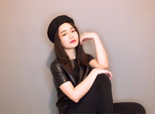 Từng là tuổi thơ của bao người với 'Kính vạn hoa', cuộc sống của Anh Đào 'nhỏ Hạnh' giờ thế nào?