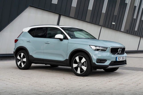 8. Volvo XC40 2020 (giá khởi điểm: 33.700 USD).