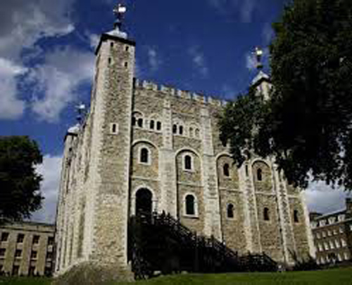 Rợn người những "hồn ma" trú ngụ trăm năm ở Tháp London