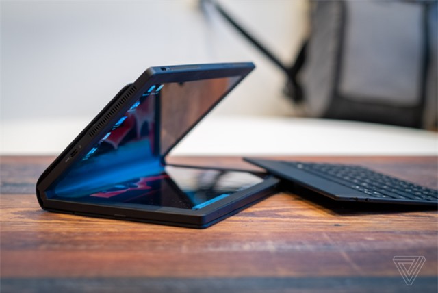 [CEO 2020] Lenovo ra mắt laptop màn hình gập ThinkPad X1 Fold, giá gần 60 triệu đồng - Ảnh 2.