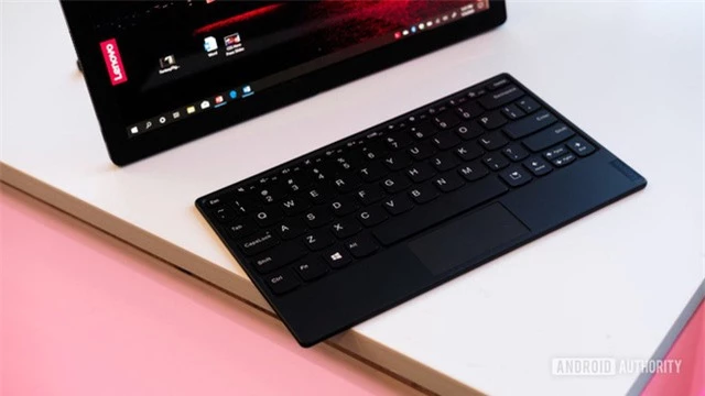[CEO 2020] Lenovo ra mắt laptop màn hình gập ThinkPad X1 Fold, giá gần 60 triệu đồng - Ảnh 6.