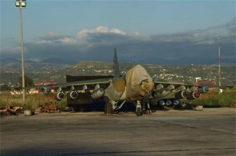The hien tot o chien truong Syria, cuong kich Su-25SM3 bat ngo duoc trong dung-Hinh-2