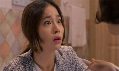 Theo con dâu vào nhà nghỉ, tôi tưởng "tóm gọn" được con dâu ngoại tình, ai ngờ chết điếng trước cảnh bên trong